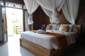 Karang Buncing Villas